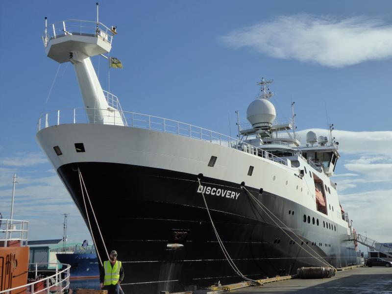 RRS Discovery dockside. Courtesy of Penny Holliday.